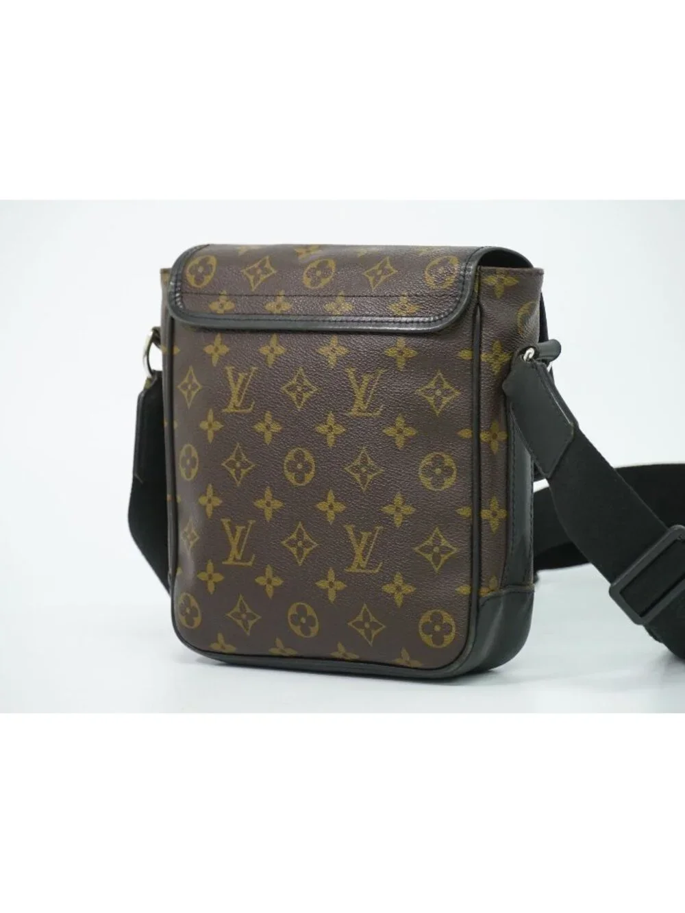 Louis Vuitton brand louis